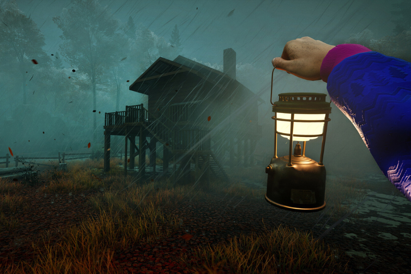 First-Person-Szene aus Prologue: Go Wayback!. Eine Person hält bei starkem Regen eine leuchtende Laterne in der Hand und nähert sich einer abgelegenen Holzhütte inmitten einer nebligen Waldlandschaft. Die düstere Atmosphäre und das schlechte Wetter unterstreichen den Survival-Aspekt des Spiels.