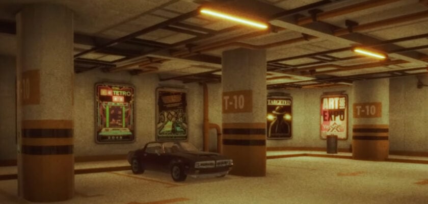 Screenshot aus dem Videospiel „Targeted" zeigt ein verlassenes, retro-stilisiertes Parkhaus mit warmem, gelblichem Licht und orangefarbenen Richtungspfeilen auf dem Boden. Ein klassischer schwarzer Muscle Car steht zwischen den Betonsäulen mit der Aufschrift „T-10", während an der Wand mehrere alte Werbeplakate für Arcade-Spiele und Filmveranstaltungen hängen.