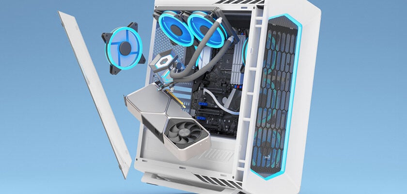 Das Bild zeigt einen weißen Gaming-PC mit teilweise geöffnetem beziehungsweise auseinandergezogen dargestelltem Gehäuse. Im Inneren sind unter anderem eine große Grafikkarte, das Mainboard, eine Wasserkühlung mit Schläuchen sowie mehrere blau beleuchtete Lüfter zu sehen. Die Front besitzt ein schwarzes Mesh-Gitter mit blauer Beleuchtung. Der PC ist vor einem hellblauen Hintergrund dargestellt.